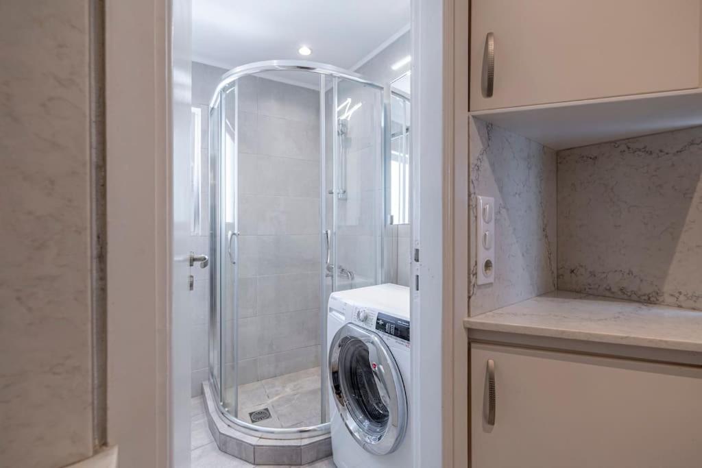 Penthouse In The Heart Of Athens Apartment ภายนอก รูปภาพ